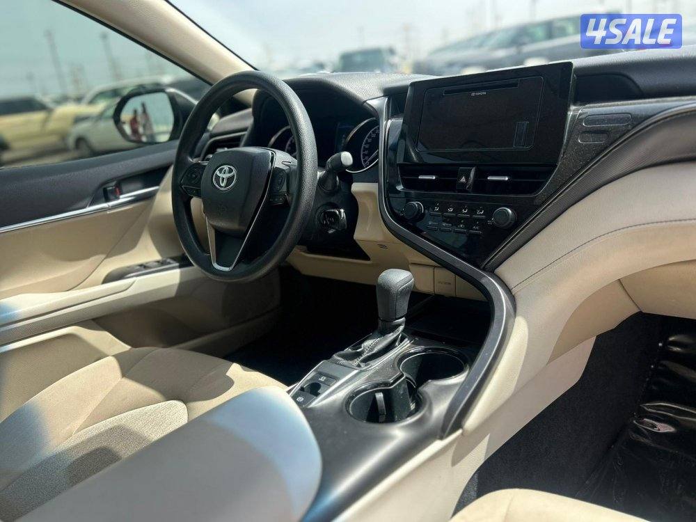 تيوتا كامرى.V4 -LE  موديل 2023 ماشى 103.000 k.m   وارد الساير.3