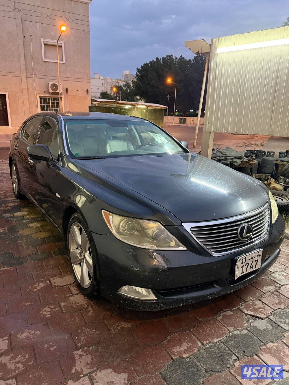 لكزس LS  للبيع4