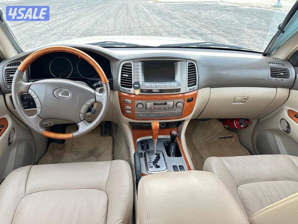 لكزس LX 470 V8 الساير بحالة ممتازة شرط الفحص3
