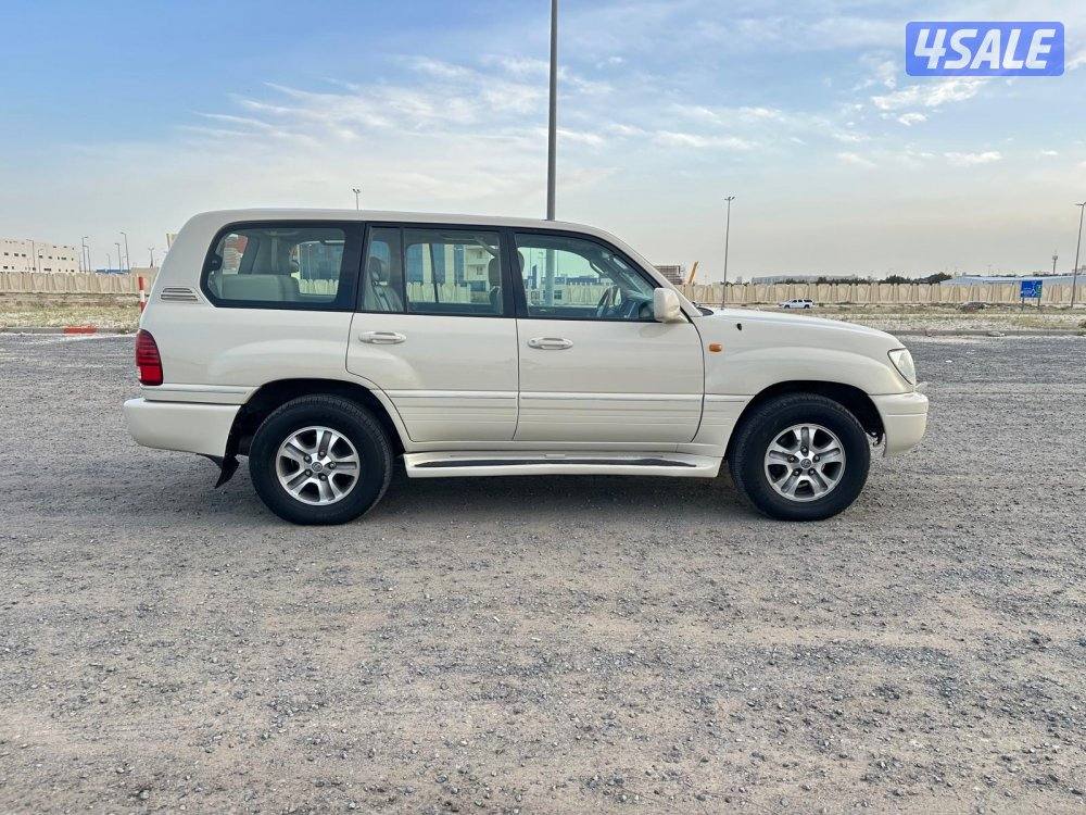 لكزس LX 470 V8 الساير بحالة ممتازة شرط الفحص5