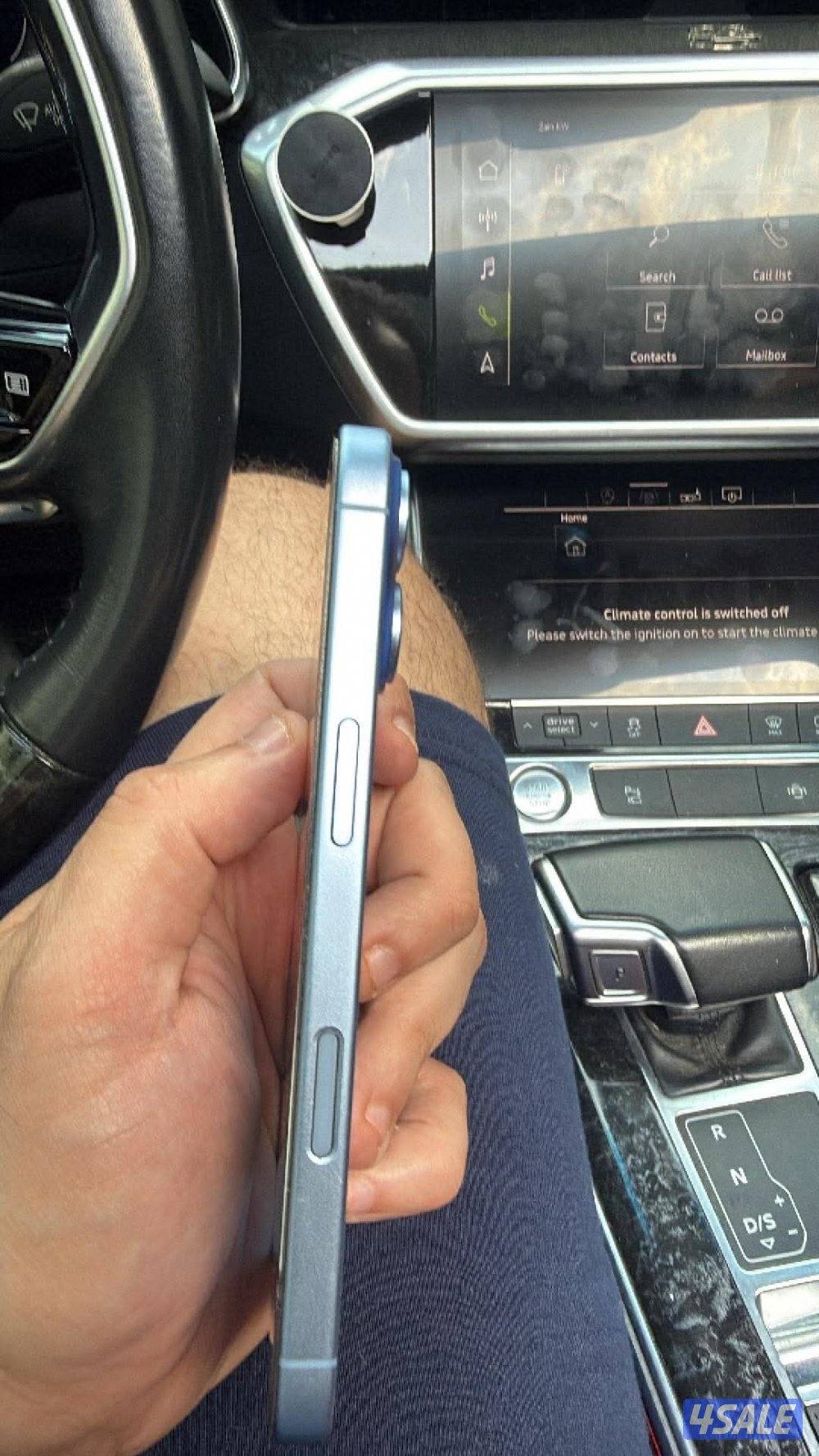 Iphone 17 blue japanese edition 512 gigabytes battery 100%4