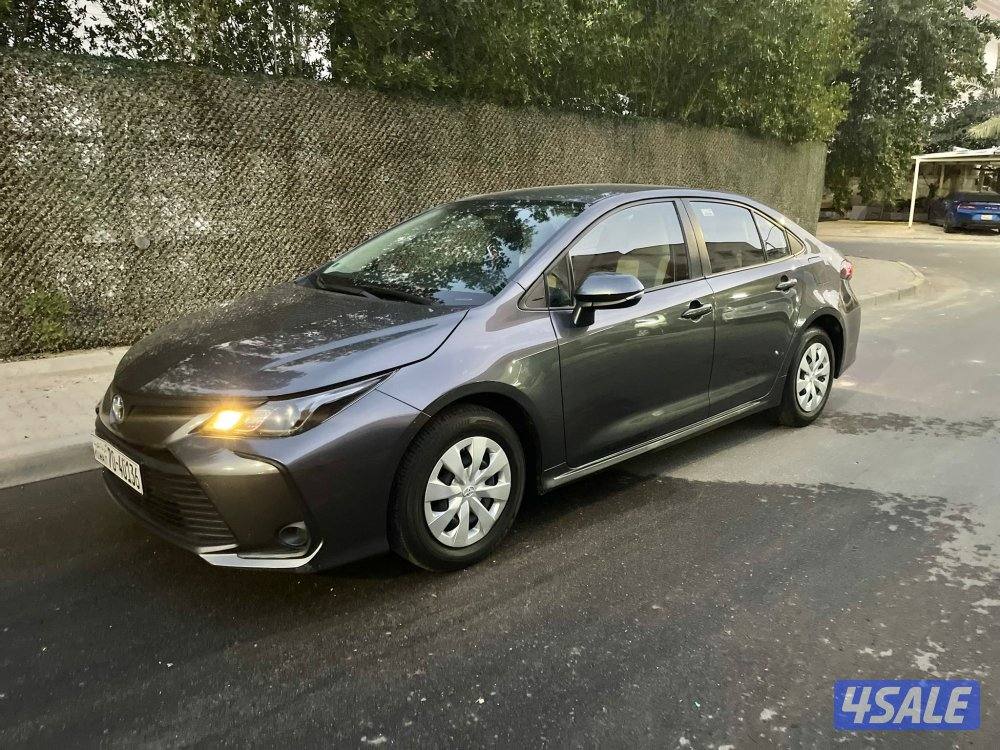 كرولا موديل 2023 المكينة 1600 ماشي 43 الف صبغ الوكالة بحالة الوكالة0