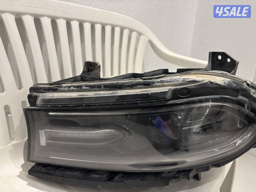 سطاب امامي يسار السايق دوج تشارجر موديل 2018 وكاله نضيف مساومه بمعقول1