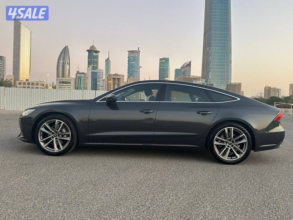 آودى A7-موديل 2022-صبغ الوكالة-تحت الكفالة- عداد 45 Km فقط7