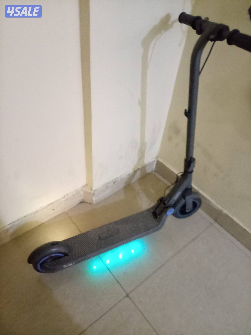 للبيع سكوتر كهربائي للأطفال من نوع ناين بوت بحالة الجديد شغال ممتاز2
