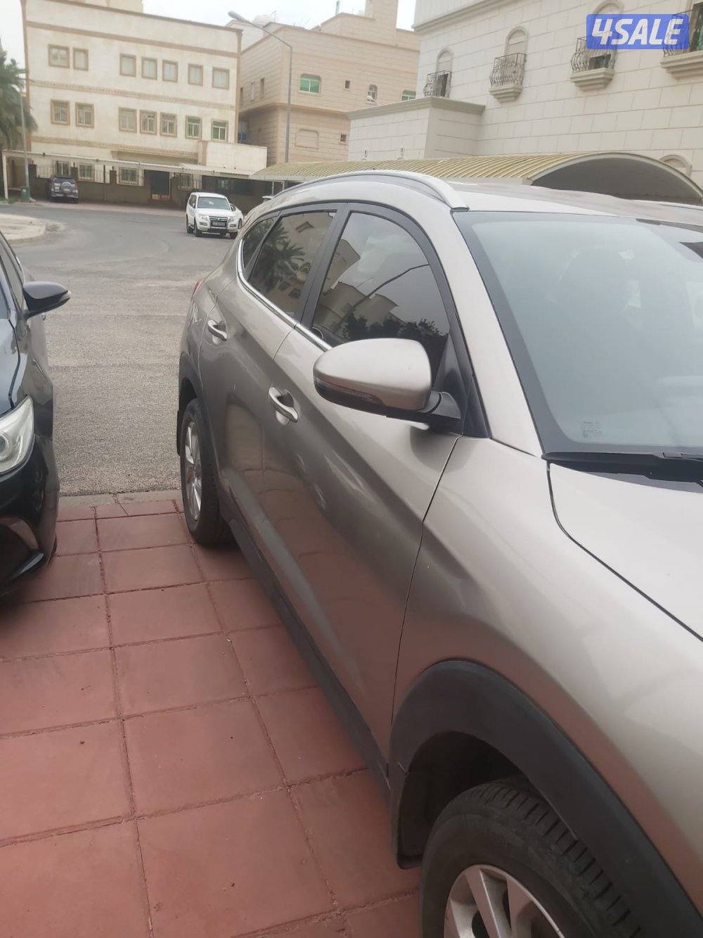 للبيع توسان 20193