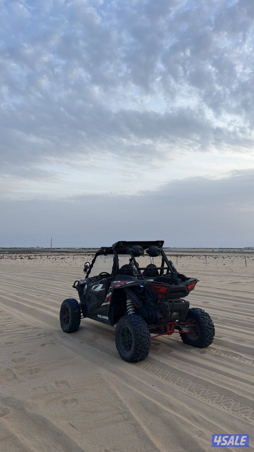 للبيع ريزر ١٠٠٠ تيربو0