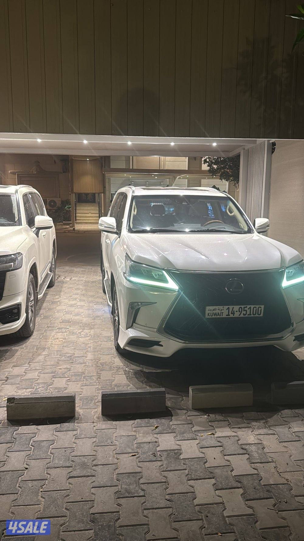 جيب لكزز موديل ٢٠١٦1