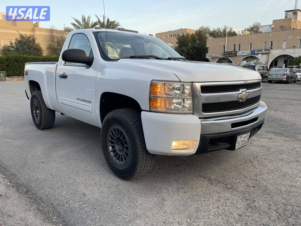 ‏للبيع سلفرادو موديل2011 صبغ الوكاله ما عدا قطعتين شرط الفحص3