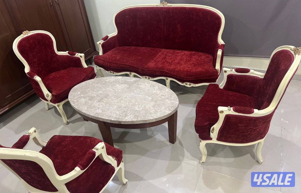 للبيع صالون كلاسيك أنيق1