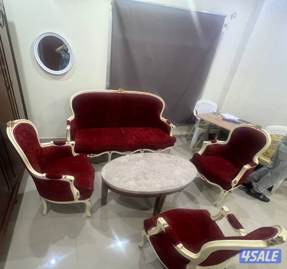 للبيع صالون كلاسيك أنيق2