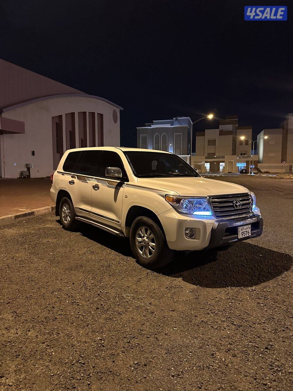 للبيع لاند وارد الساير0