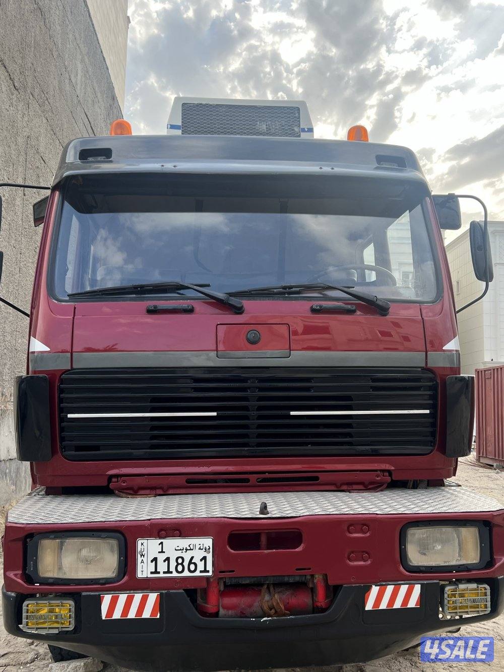 للبيع راس تريلا 6x6 نظيف جدا2