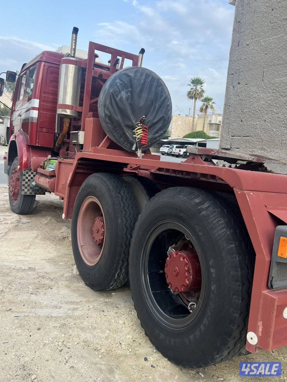 للبيع راس تريلا 6x6 نظيف جدا3