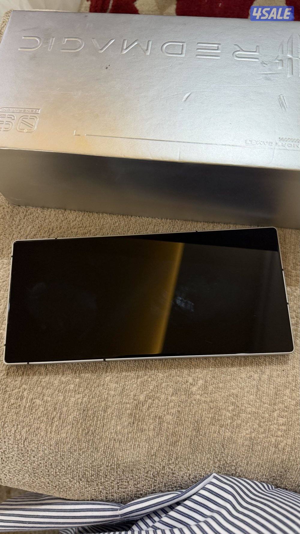 للبيع ريد ماجيك 9 pro6