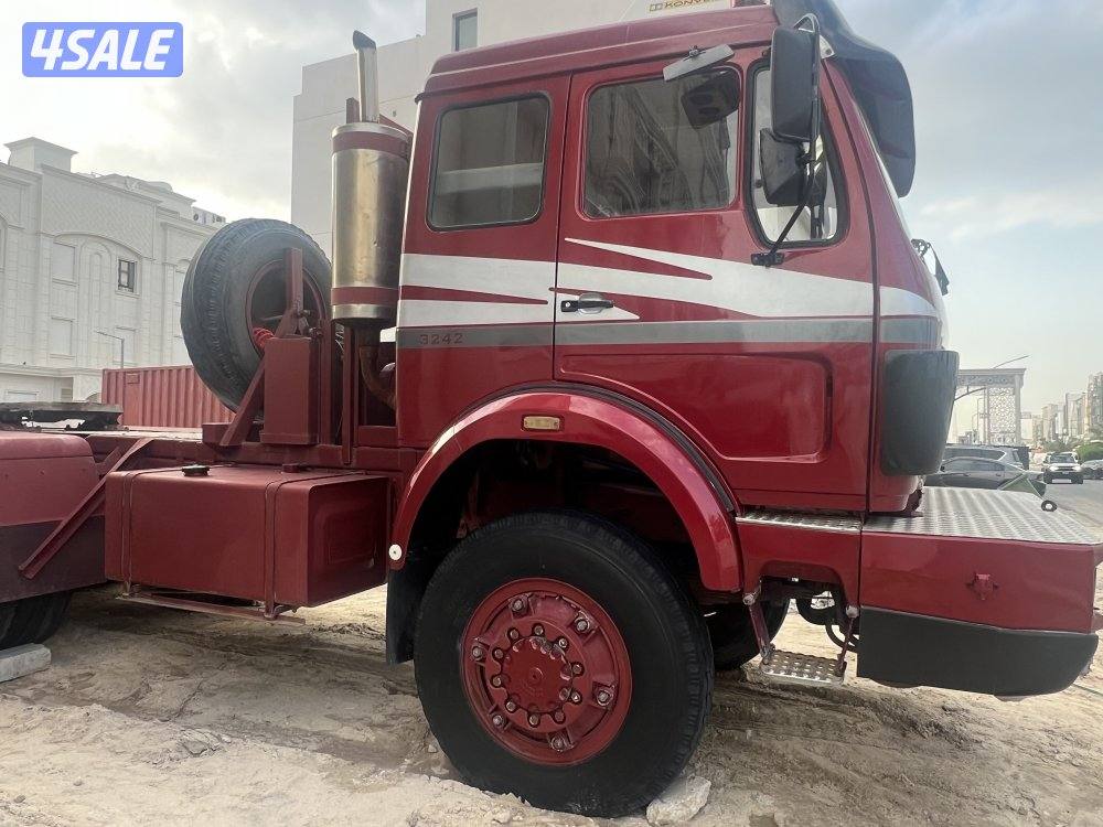 للبيع راس تريلا 6x6 نظيف جدا4