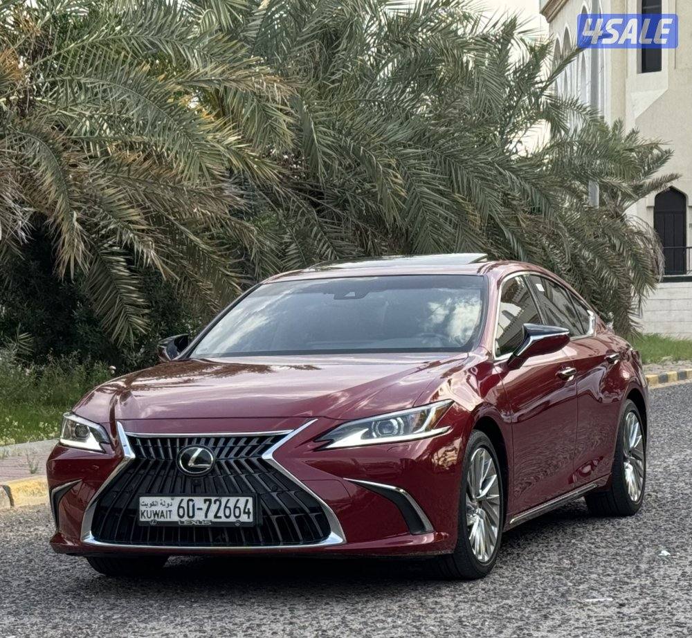لكزس موديل 2022 عداد48 الف سيرفس وكاله تحت الكفاله شرط الفحص بالكامل0