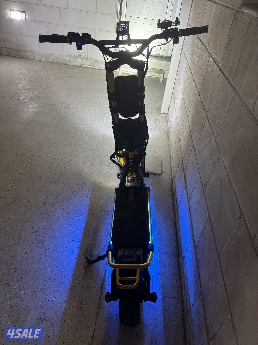 Kaabo wolf king scooter1