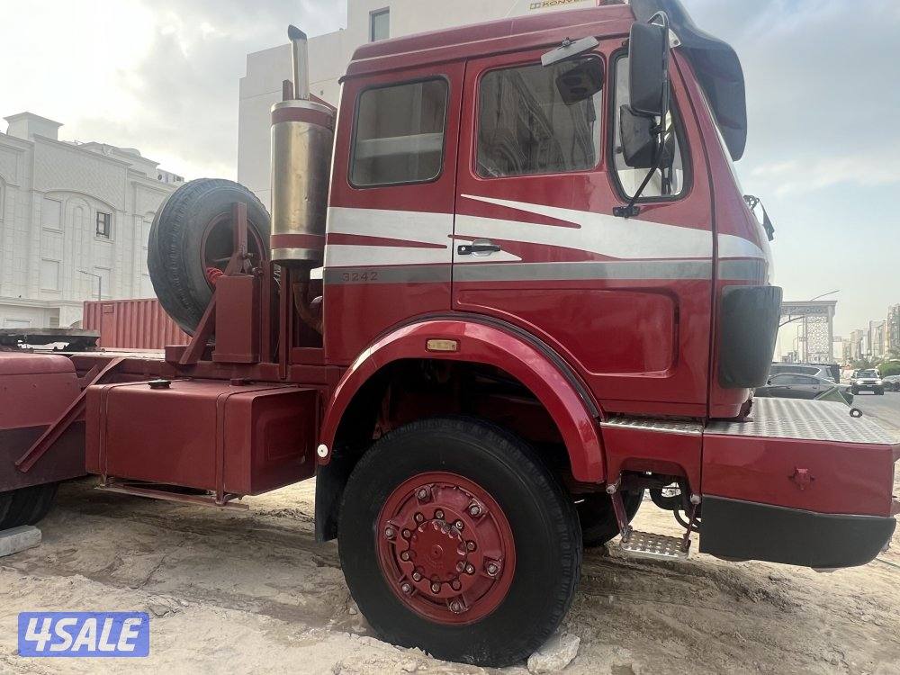 للبيع راس تريلا 6x6 نظيف جدا6