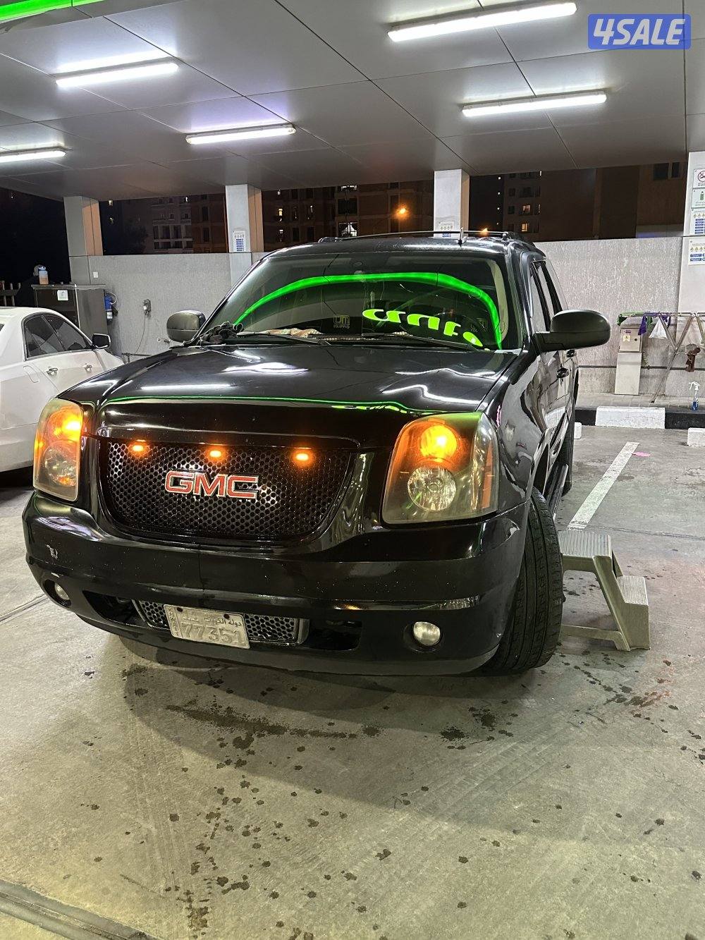 للبيع دينالي بحاله الوكالة لون اسود ملكي من داخل أسود شرط الشاصي جيد .0