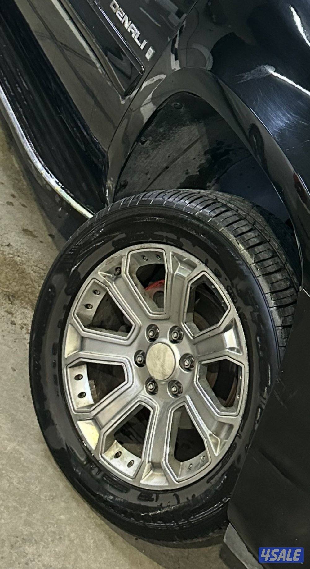 للبيع دينالي بحاله الوكالة لون اسود ملكي من داخل أسود شرط الشاصي جيد .11