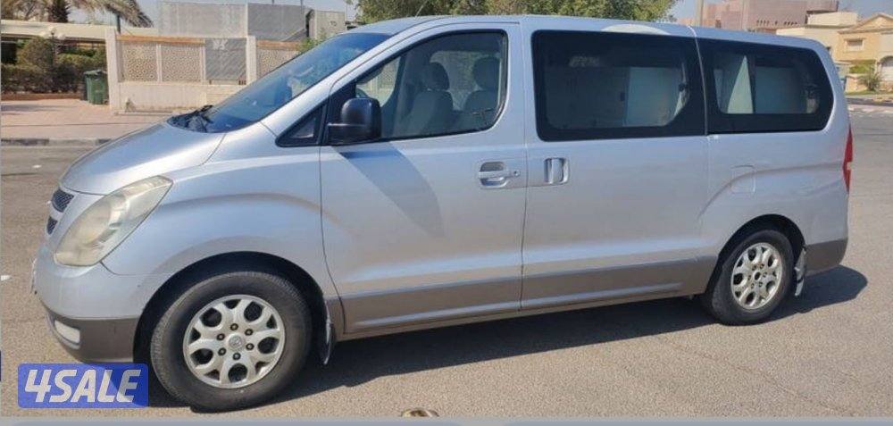 للبيع هايونداي H1 20100