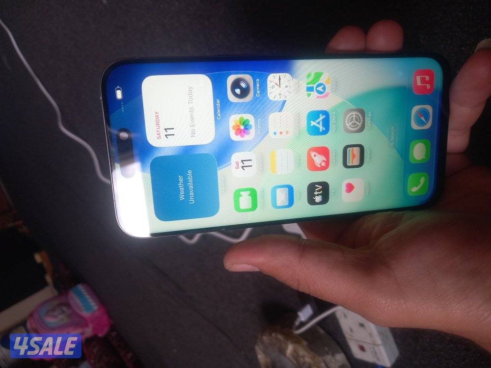 iPhone 15 Pro Max Titanium for sale. Only the screen has been replaced1