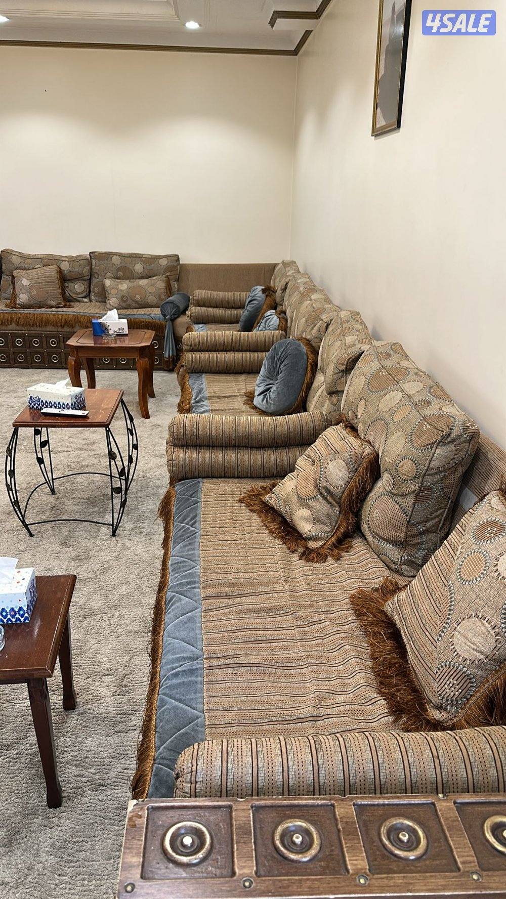 بيع. ديوانية. كامله. ديكور1