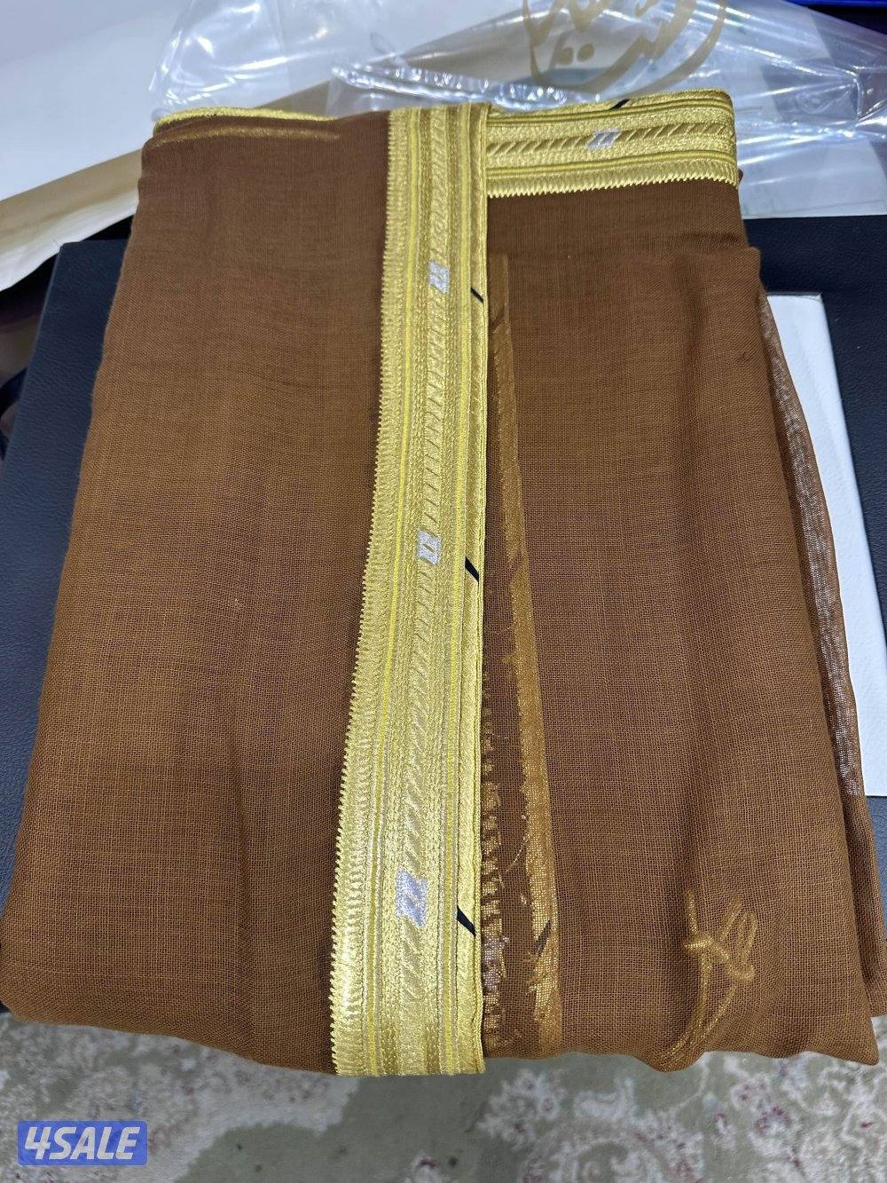 للبيع عدد ثلاث بشوت جمله أو مفرد6