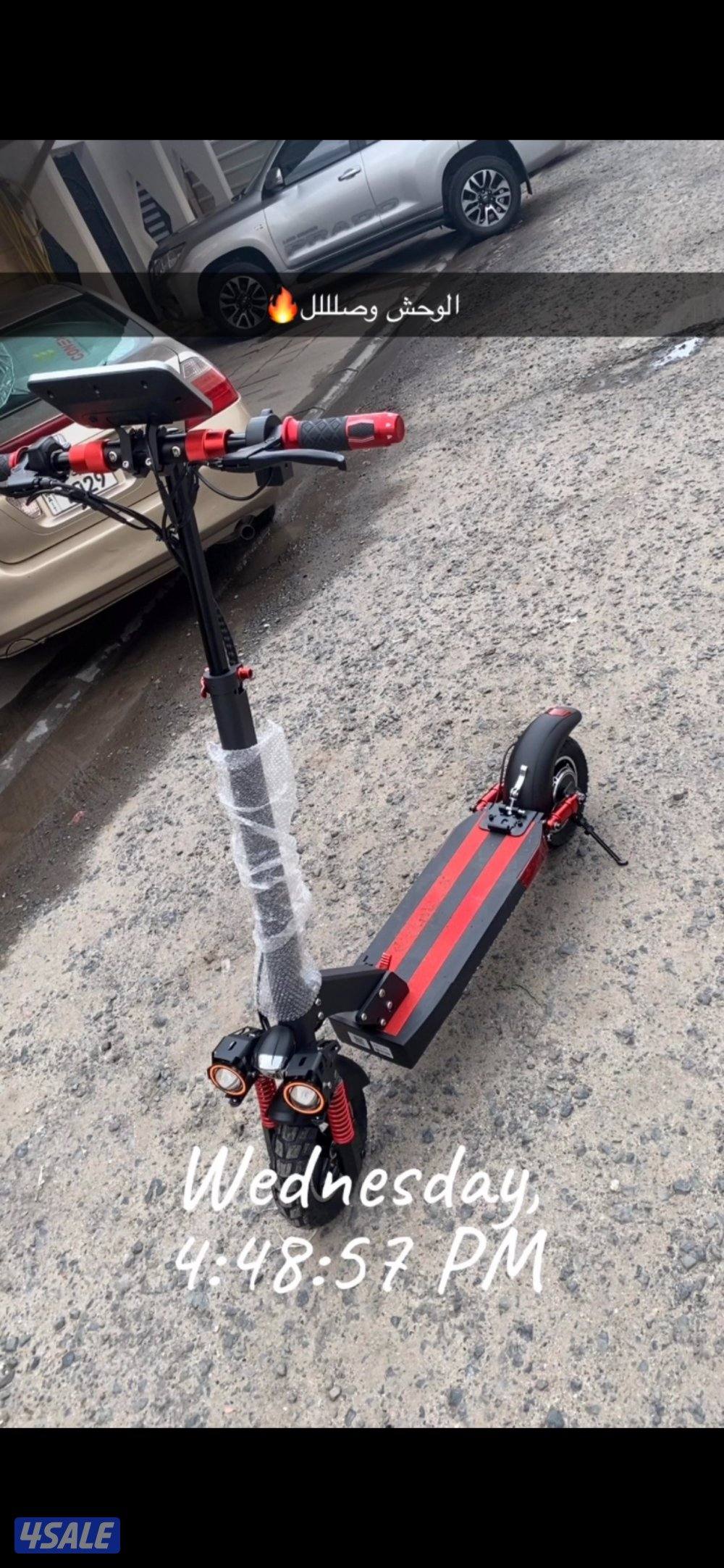 سلام عليكم للبيع سكوتر وارغب ب البدل مع سوني فايف0