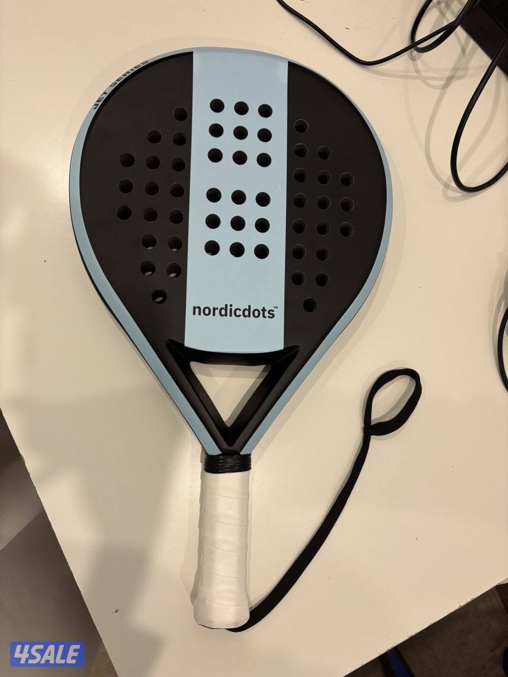 مضرب بادل جديد nordicdots5