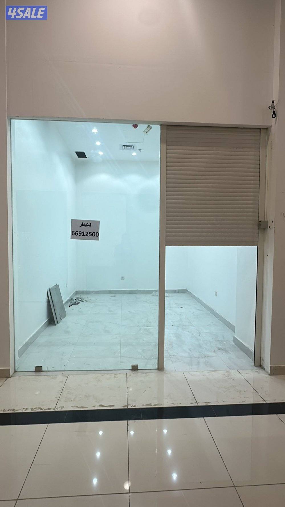 محلات للايجار في مجمع وضحه مول في العقيلة0