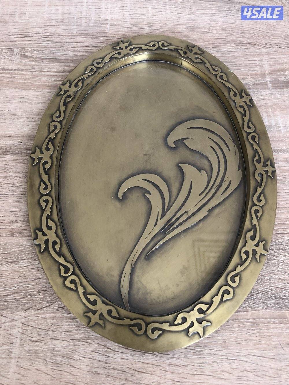 صواني نحاس وخشب مميزه للبيع جديده2