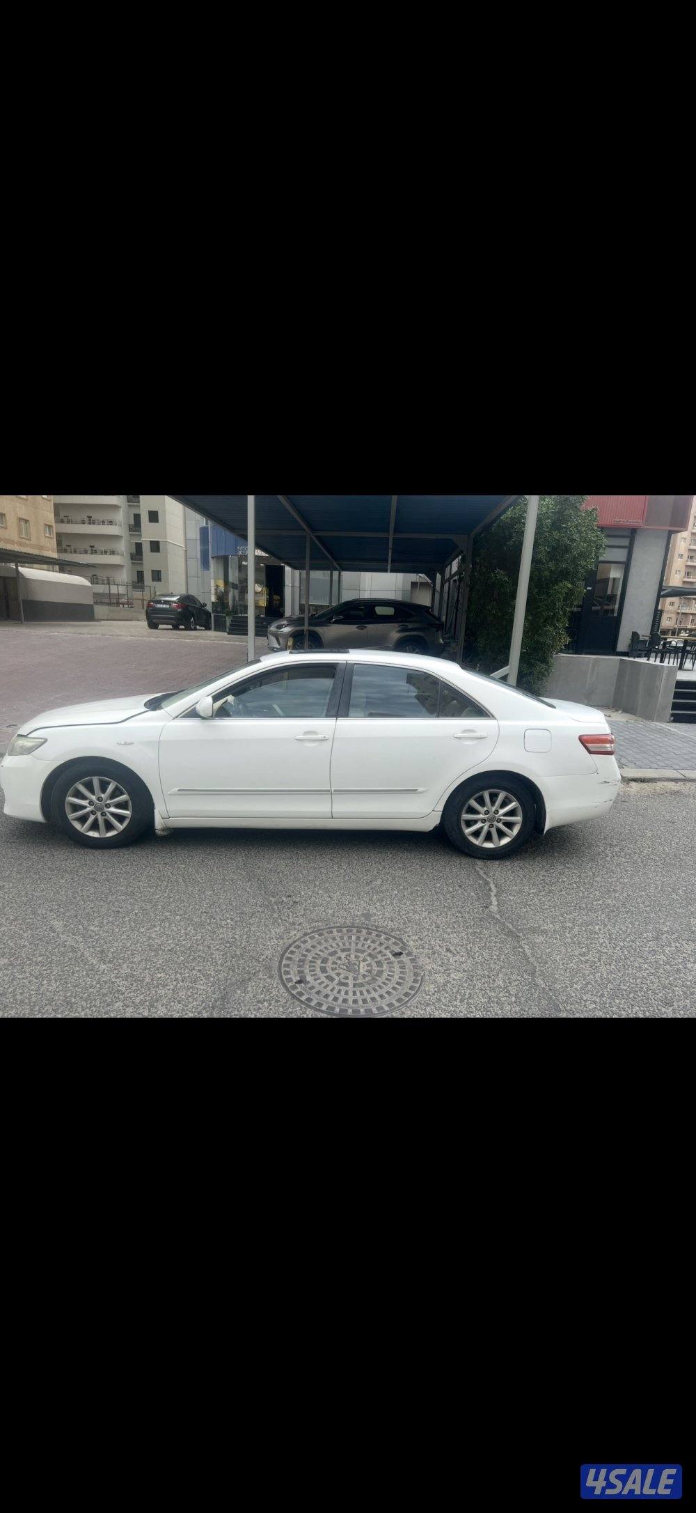 سيارة تويوتا كامرى كاملة المواصفات فتحة سقف سينسر خلفي مثبت سرعة0