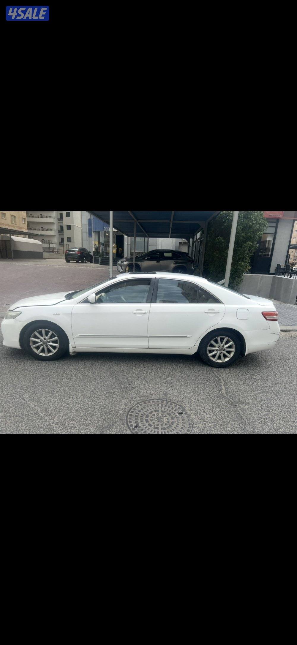 سيارة تويوتا كامرى كاملة المواصفات فتحة سقف سينسر خلفي مثبت سرعة1