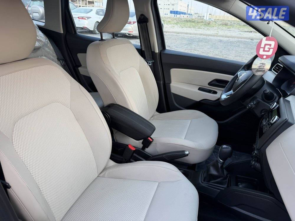 رينو داستر 2022 صبغ وكالة7