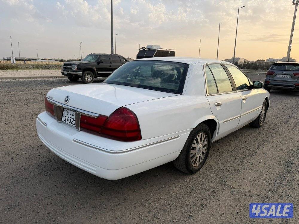 فورد نظيف جدا وسيرفس حديث11