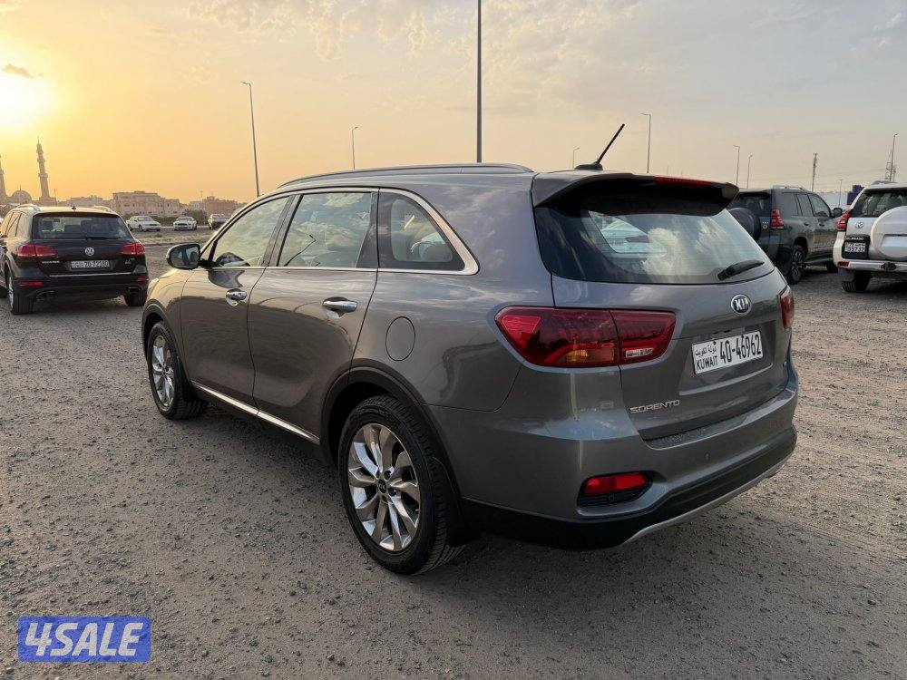 سورينتو 2018 بانوراما وبصمه وشاشه1