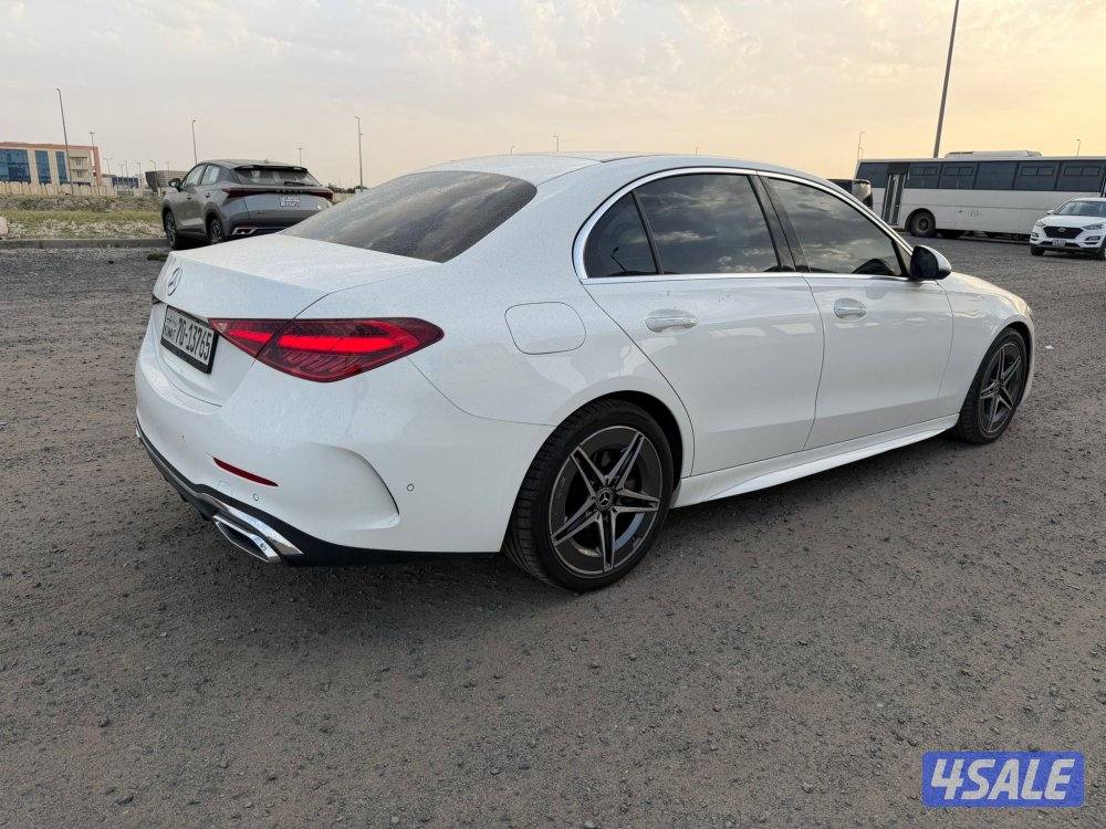 مرسيدس 2022 حجم C2001