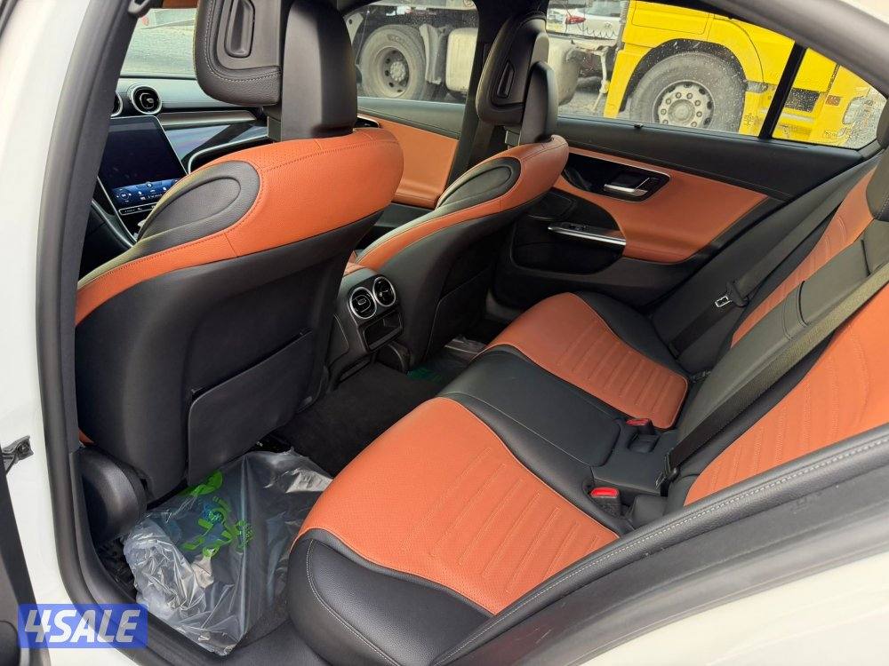 مرسيدس 2022 حجم C2003