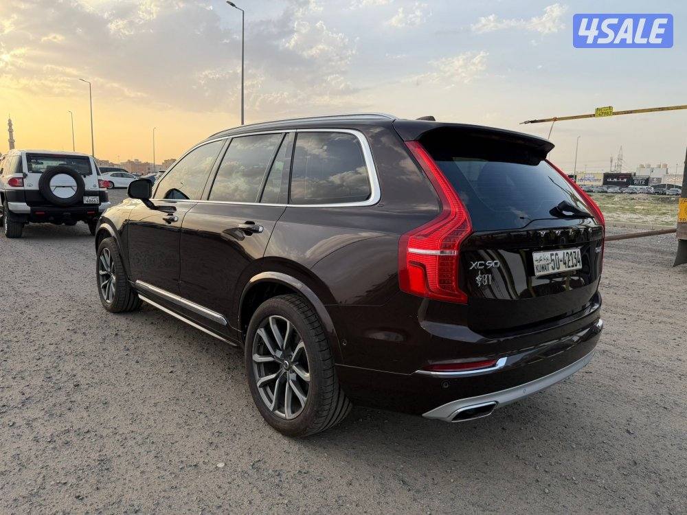 فولفو 2018 حجم XC901