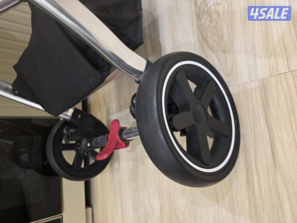 عربه اطفال وكرسي سياره ماركه ماذركير1