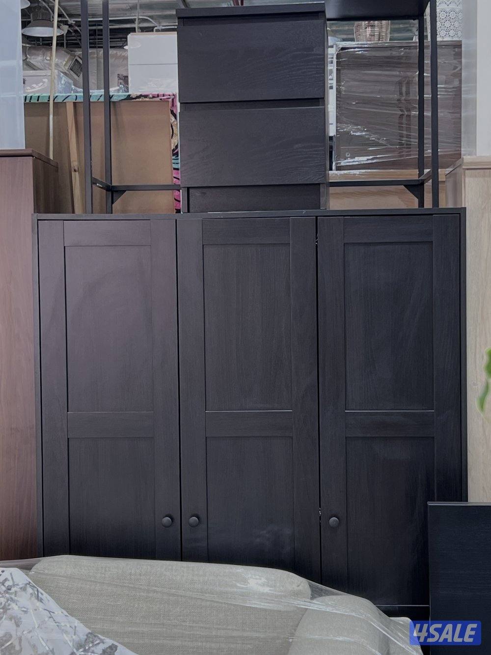 غرفة نوم ايكيا وكبتات ايكيا نظيفه جدا البيع منفصل او جمله2