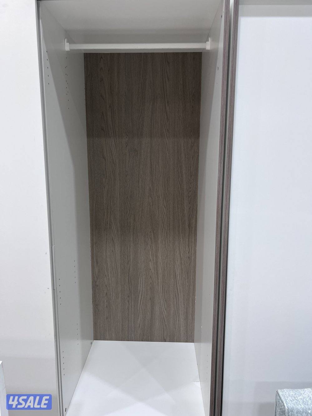 غرفة نوم ايكيا وكبتات ايكيا نظيفه جدا البيع منفصل او جمله5