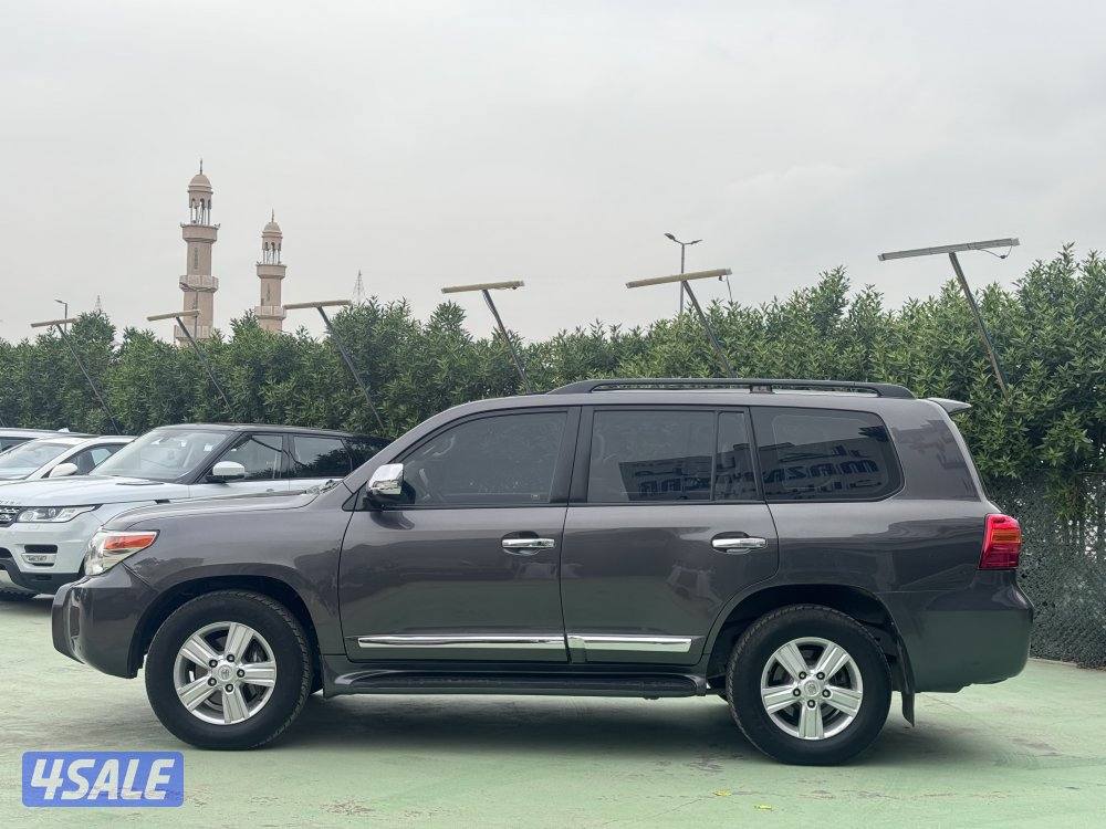 لاندكروز gxr موديل 20134