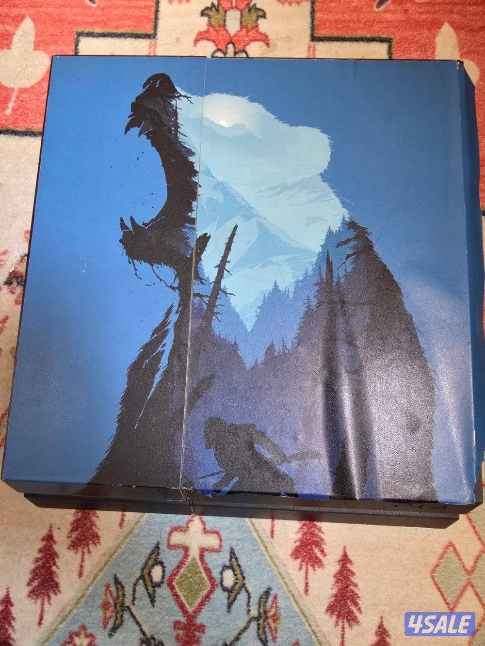 جهاز بلايستيشن 4 (PS4) بتصميم مميز وبحالة ممتازة 🎮0