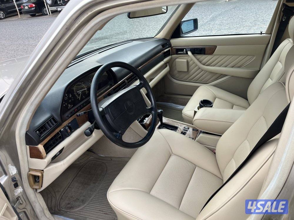 مرسيدس ٥٦٠ لارج ١٩٨٩2