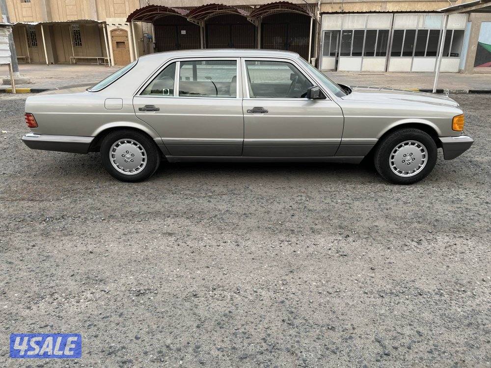 مرسيدس ٥٦٠ لارج ١٩٨٩4