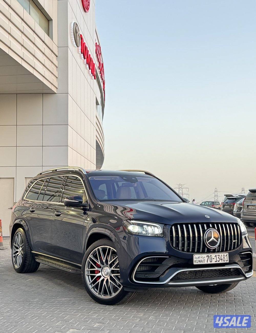 للبيع مرسيدس GLS63AMG موديل 20220
