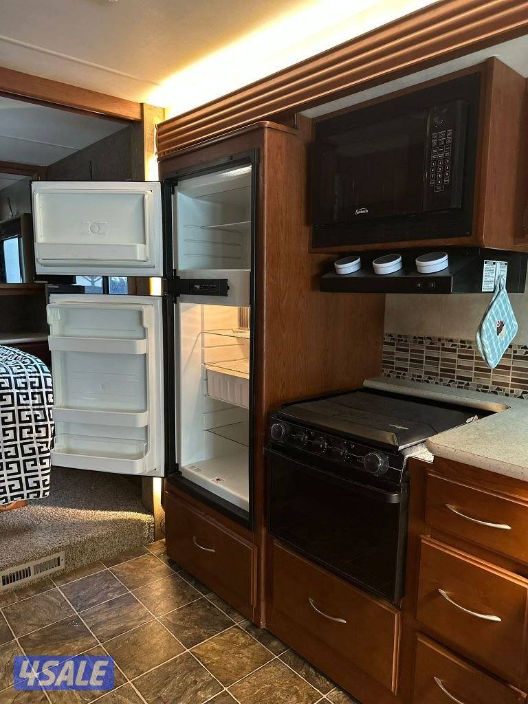 فورد F53 سلندر 8 عداد 6411